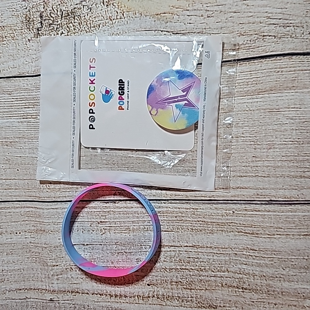 New Jeffree Star Tie Dye Popsockeft and Bracelet